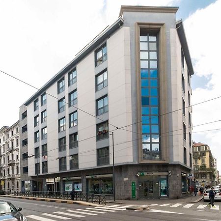 Enjoy Room- Appartamento Con Parcheggio Gratuito E Colazione Deliziosa ! Turin Exterior photo